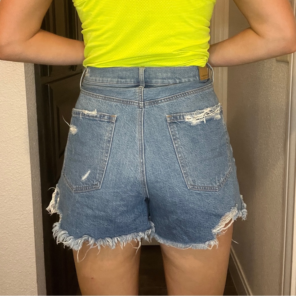 American eagle shorts!